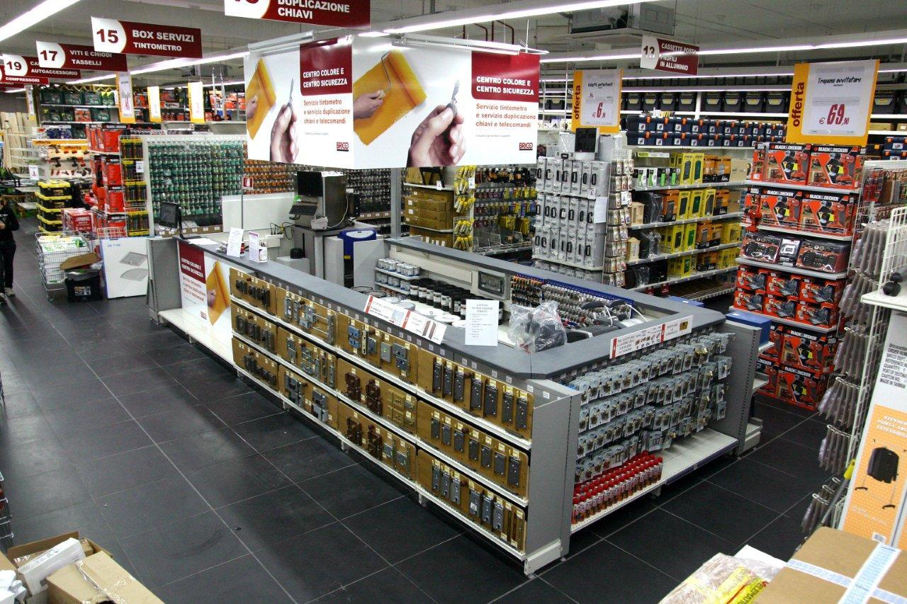 I prodotti METALSISTEM SIDAC protagonisti del retail dell’elettronica - Foto 23